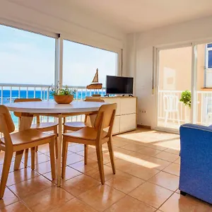 Appartamento Sa Varadero Fronte Mare Con Cucina, Es Pujols